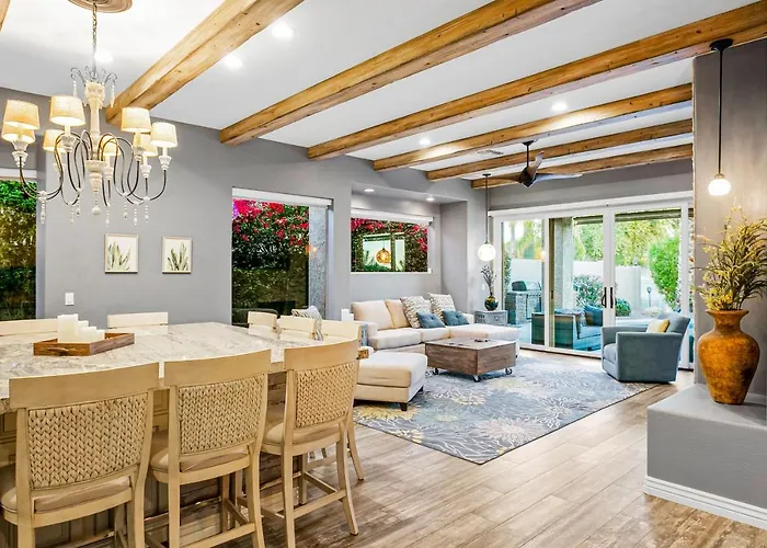 Holiday home Arrowhead Oasis *